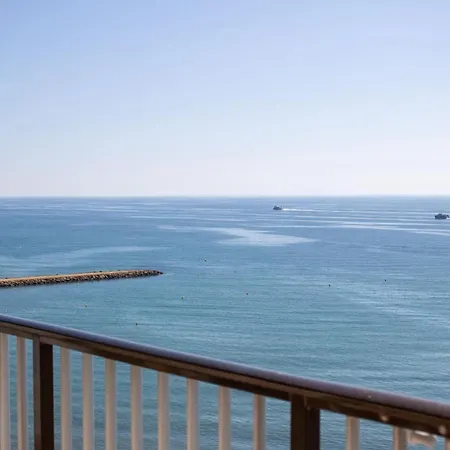 Apartment Pent Seaview - Atico Reformado Y Playa A 5 Metros. *